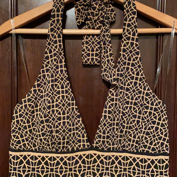 City Triangle Halter Dress - Picture 4 of 5